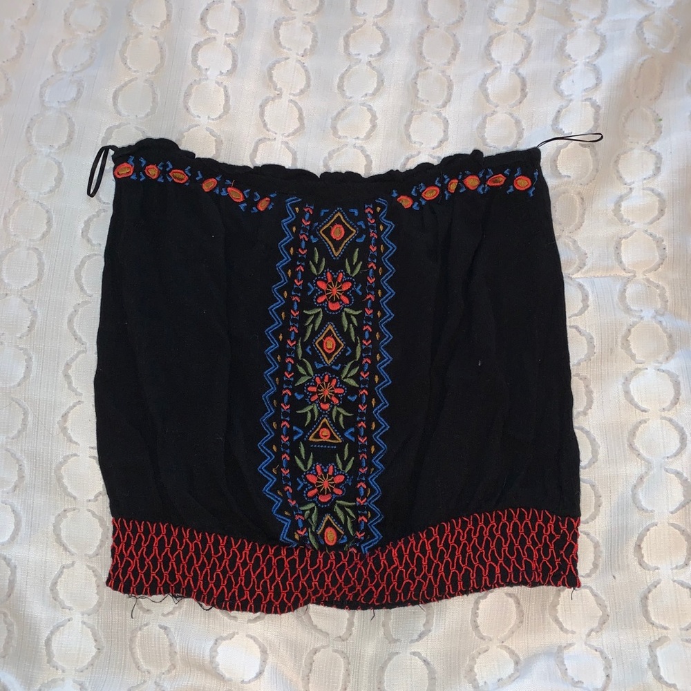 Black Floral Strapless Top